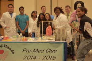 The Pre-Med Club demonstrated the importance of healthy lungs at Valencia's "Share the Air" non-smoking kickoff.